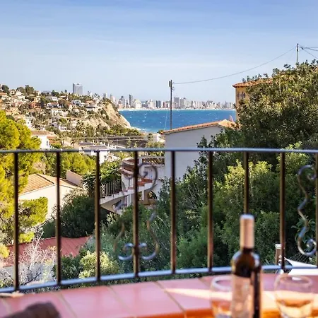 别墅 Spanish Style-villa, Heated Pool & Sea View