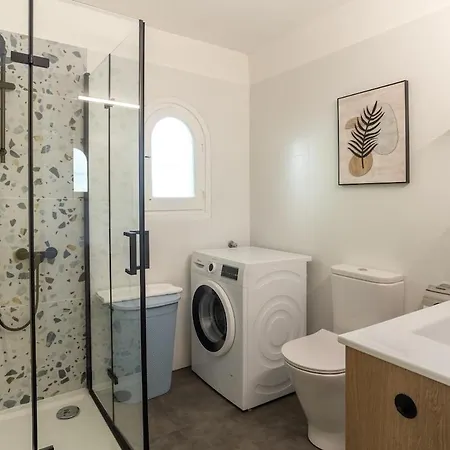 Spanish Style-villa, Heated Pool & Sea View