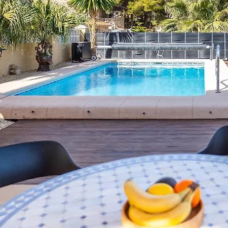 Spanish Style-villa, Heated Pool & Sea View