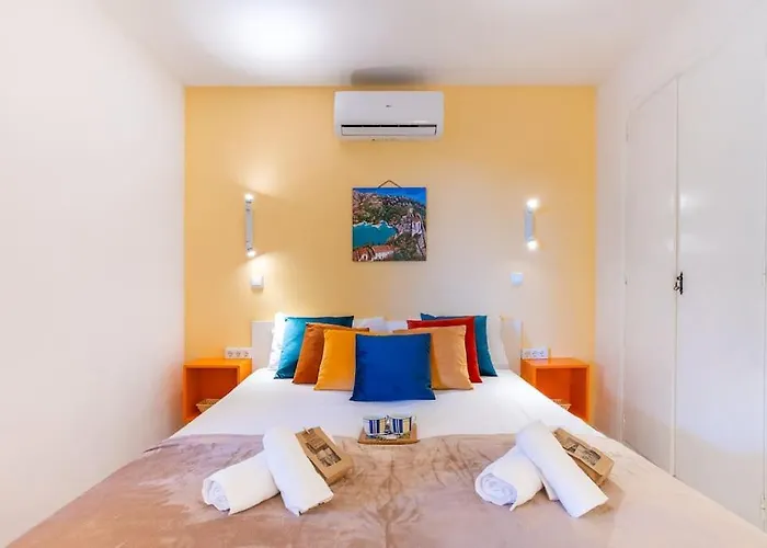 Spanish Style-villa, Heated Pool & Sea View