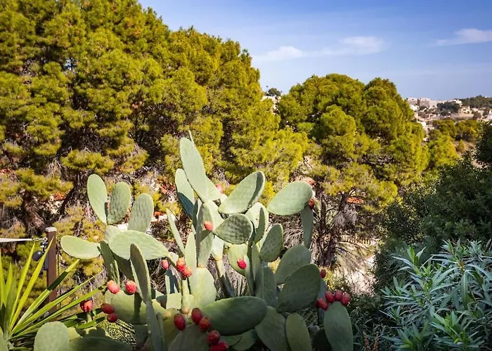 Spanish Style-villa, Heated Pool & Sea View
