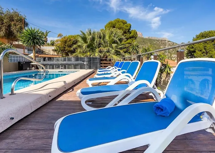 Spanish Style-villa, Heated Pool & Sea View