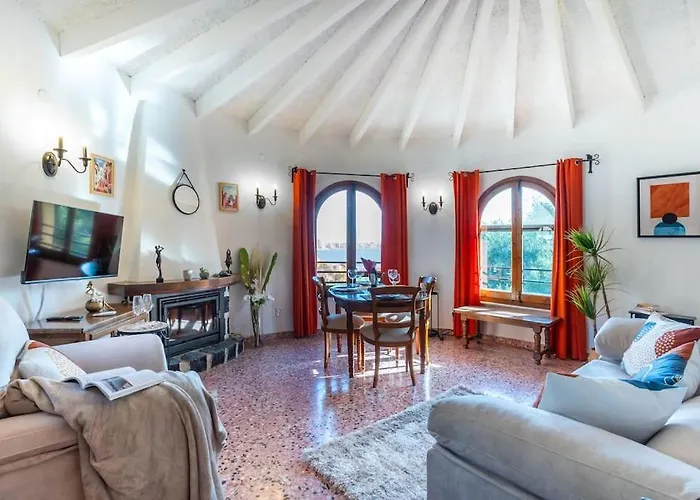 Spanish Style-villa, Heated Pool & Sea View Calpe