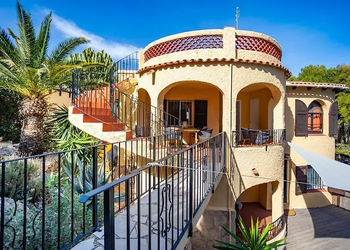 Spanish Style-villa, Heated Pool & Sea View Villa Calpe