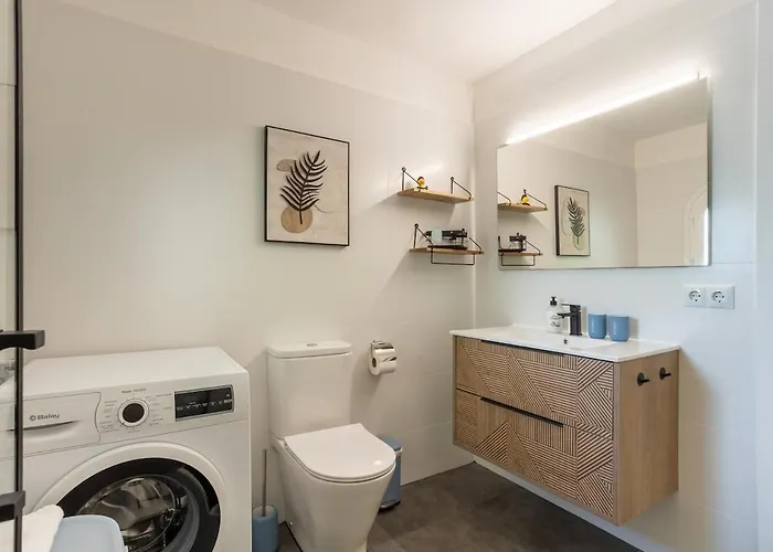 Spanish Style-villa, Heated Pool & Sea View Villa